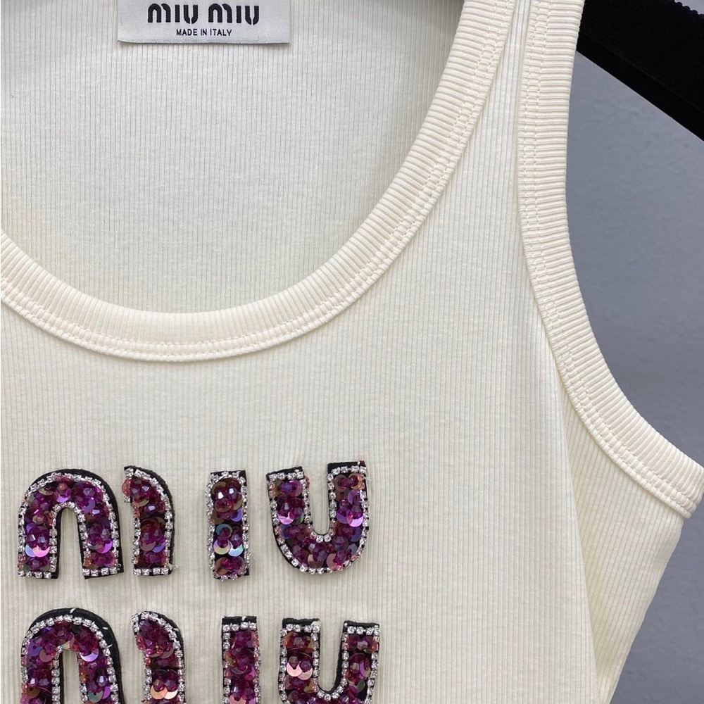 Miu Miu Cream Tank Top with Purple Accents - Picture 6 of 8